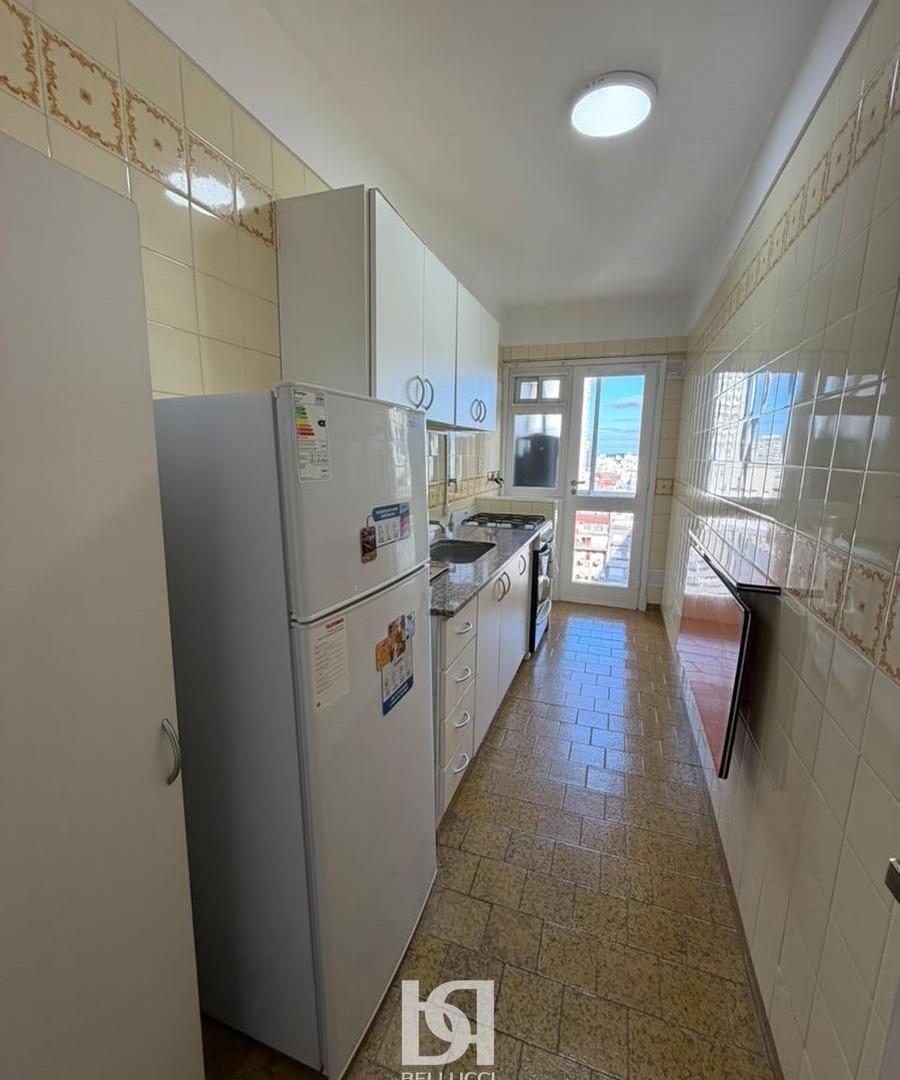 Foto de Departamento de 2 ambientes con COCHERA en VENTA, imagen 1