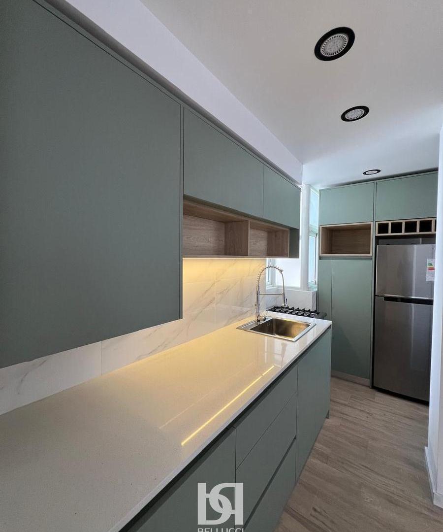 Foto de VENTA // 3 AMB LATERAL // PLAZA MITRE, imagen 5