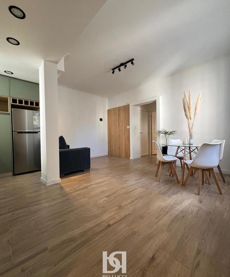 Foto de VENTA // 3 AMB LATERAL // PLAZA MITRE, imagen 3