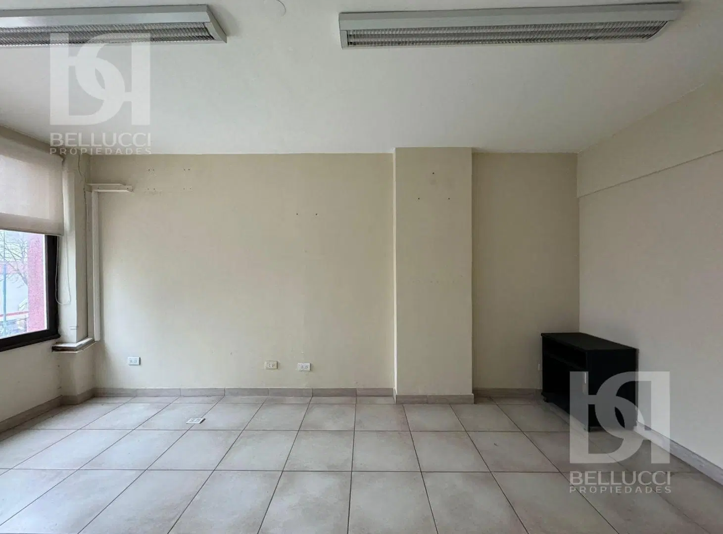 OFICINA EN VENTA ZONA CENTRO 2