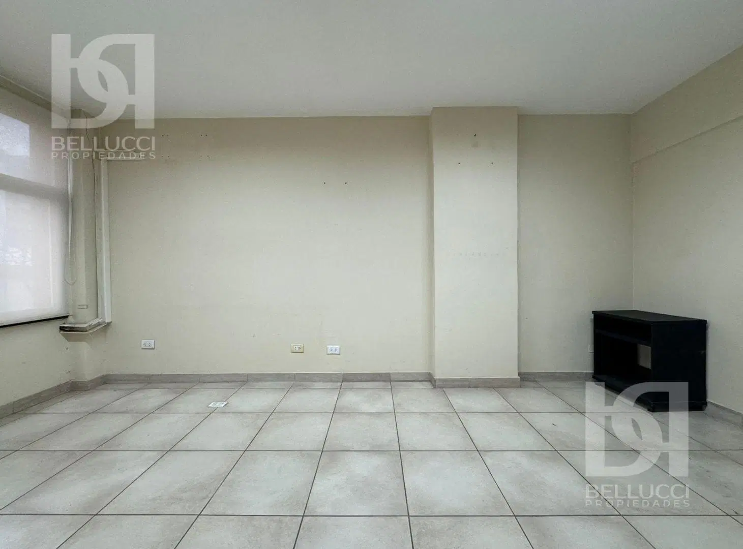 OFICINA EN VENTA ZONA CENTRO 8