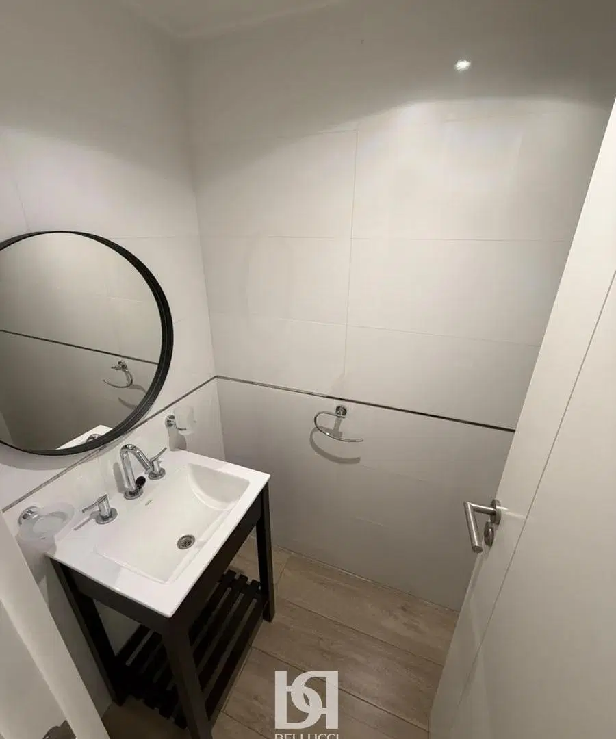 Departamento de 2 ambientes en VENTA 8