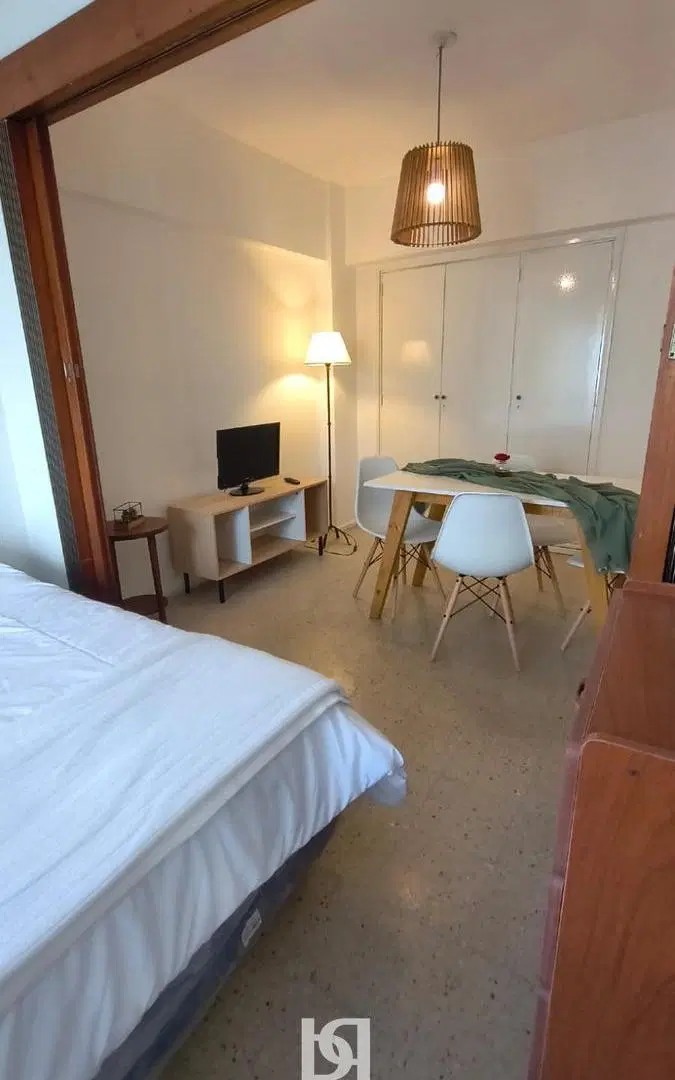 Departamento de 1 ambiente en VENTA 8