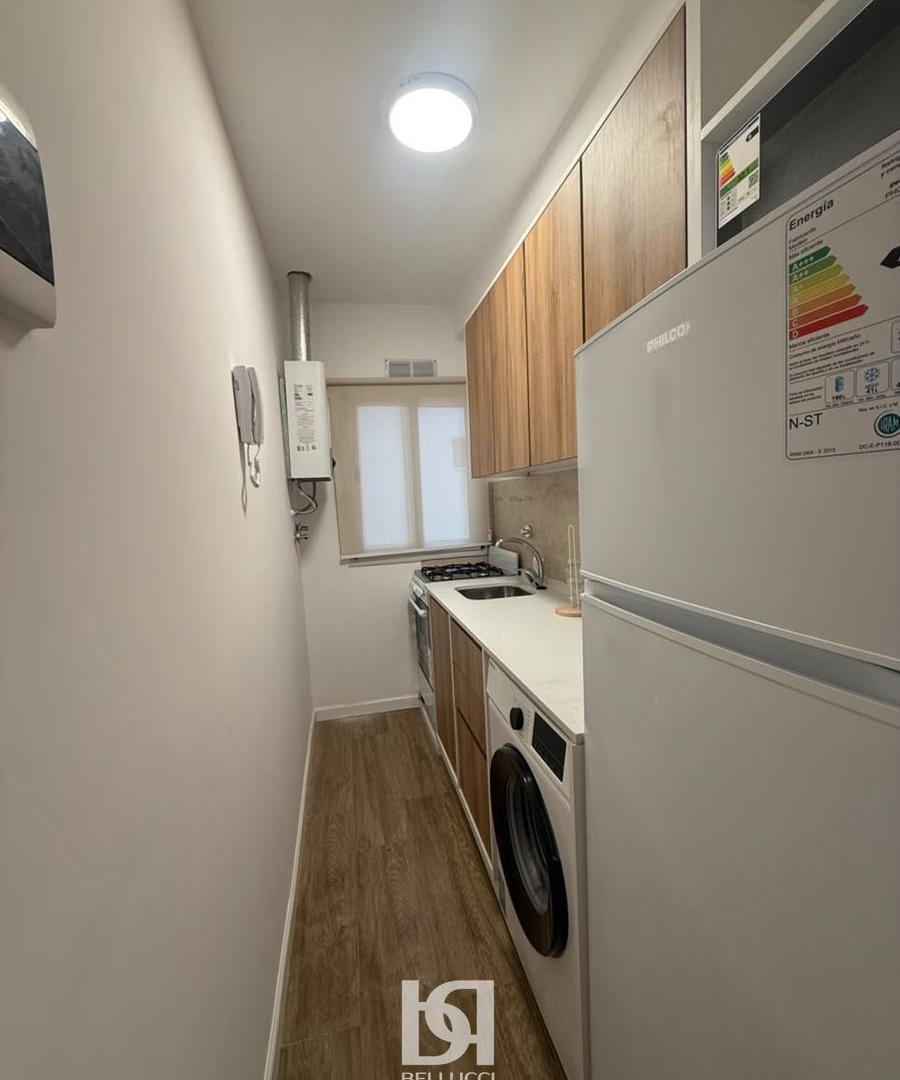 Foto de VENTA // 3 AMB RECICLADO // PLAZA COLON, imagen 4