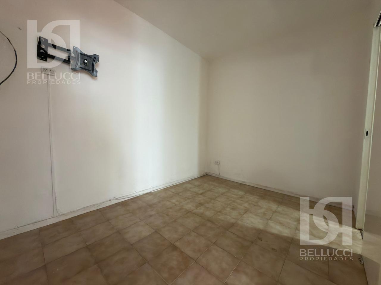 Foto de VENTA // 1 AMB GUEMES // BALCON TERRAZA, imagen 4