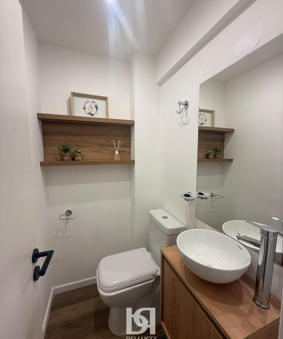 Foto de Departamento 3 ambientes c/espacio cochera en VENTA. Mar del Plata, imagen 3