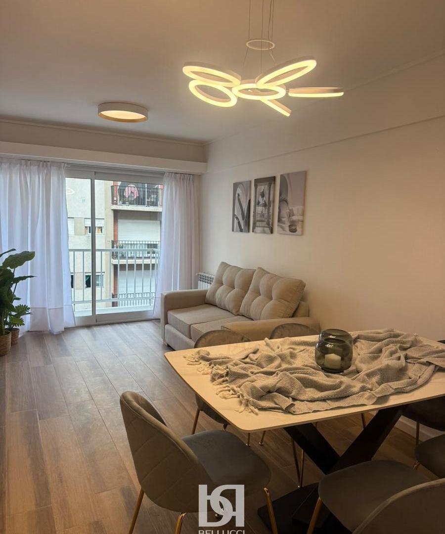 Foto de Departamento 3 ambientes c/espacio cochera en VENTA. Mar del Plata, imagen 1