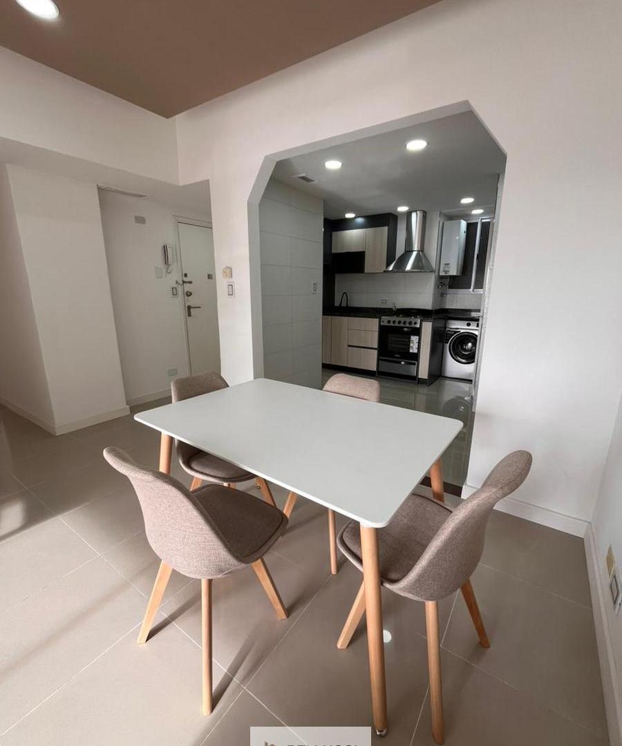Foto de DEPARTAMENTO DE 3 AMBIENTES AL FRENTE CON BALCON, imagen 3