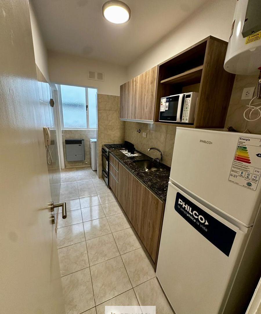 Foto de DEPARTAMENTO DE 2 AMBIENTES CON DEPENDENCIA Y BALCON, imagen 5