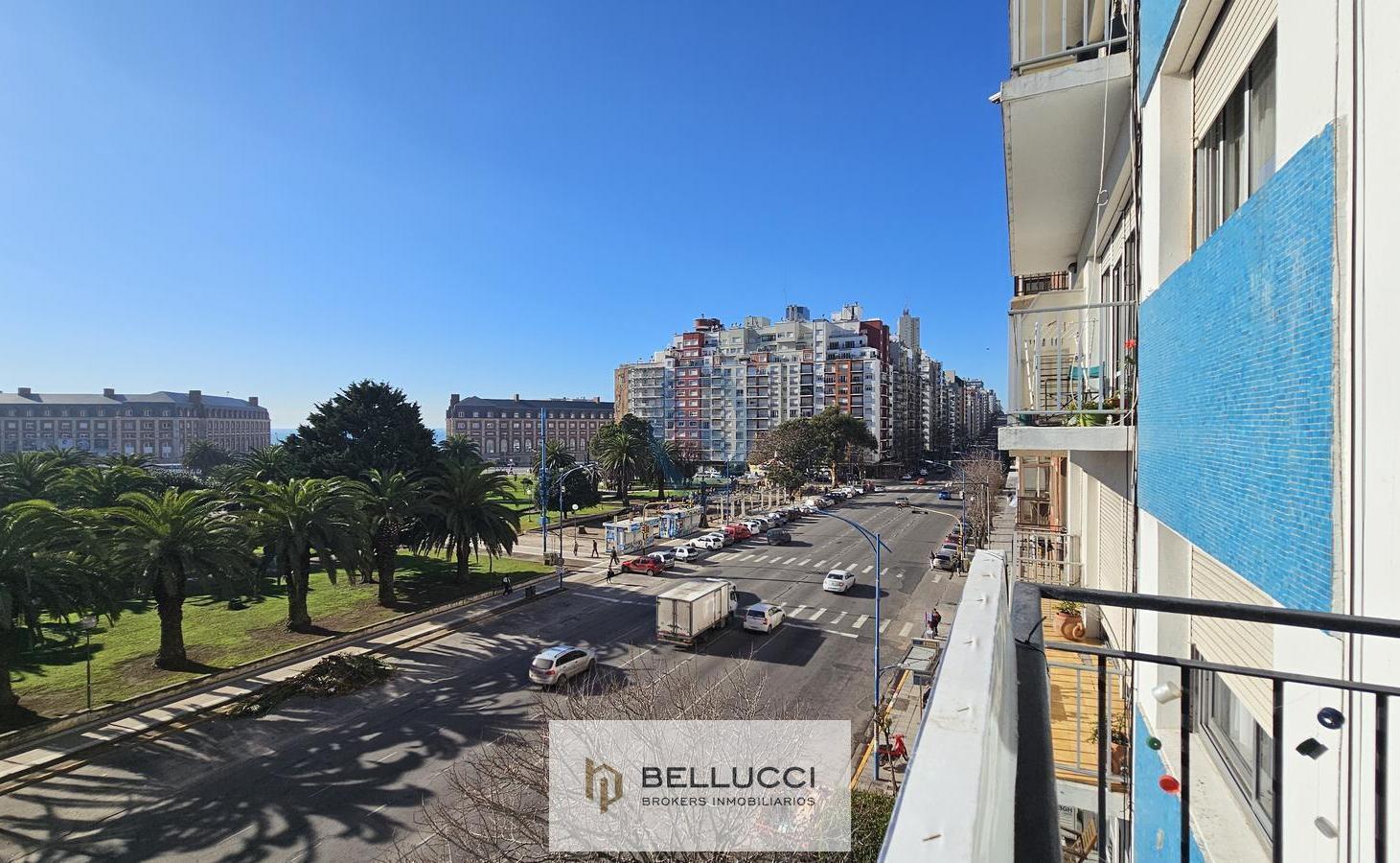Foto de DEPARTAMENTO DE 2 AMBIENTES CON VISTA A PLAZA COLON, imagen 1