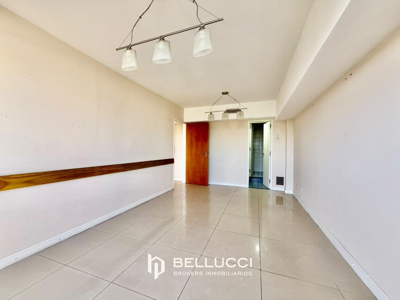 Foto de OFICINA EN VENTA ZONA CENTRO, imagen 1