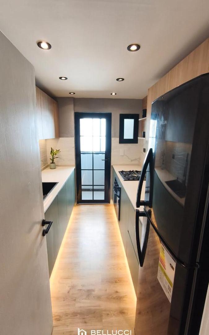 Foto de DEPARTAMENTO DE 4 AMBIENTES CON DEPENDENCIA EN VENTA, imagen 2