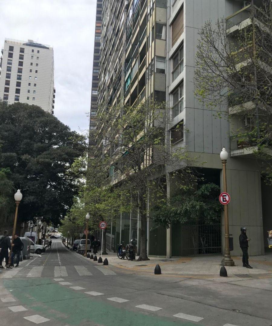 Venta | Cochera | Retiro - Centro | Suipacha y Arroyo