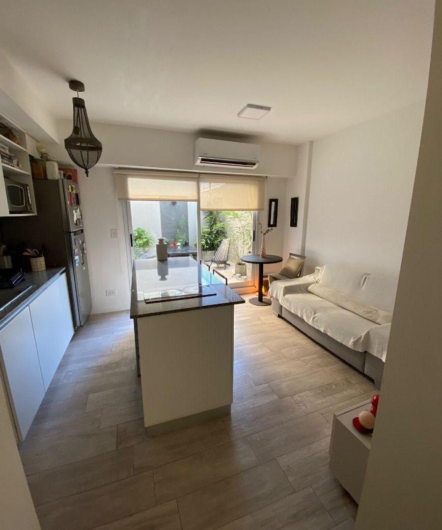 Foto de Venta | Villa Ortuzar | 2 AMB con patio | Caldas al 1700, imagen 3