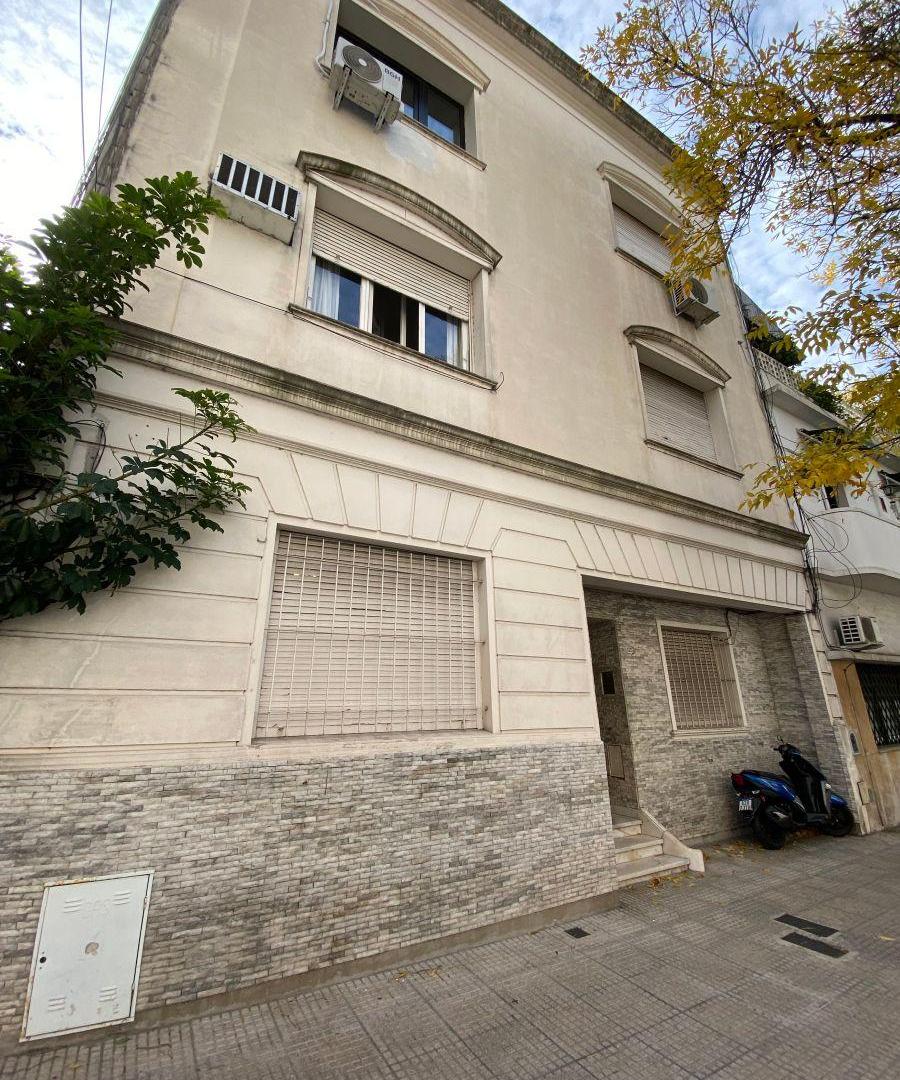 Foto de Venta | Colegiales | Gran 2 Amb con Patio, a Reciclar | Delgado Al 1500, imagen 4