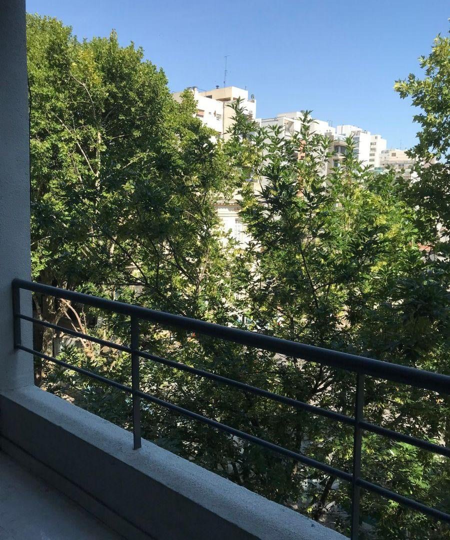 Foto de Venta | Flores | 2 AMB | Bacacay y Granaderos | Alfrente con balcón, imagen 5