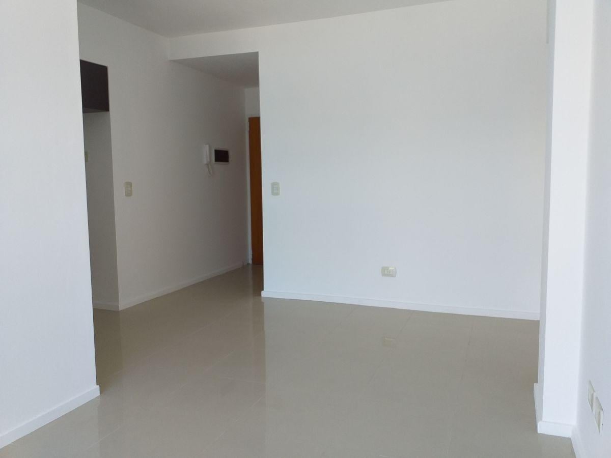 Foto de Venta | Monte Castro | Gran Monoambiente divido | Lascano al 5000, imagen 4