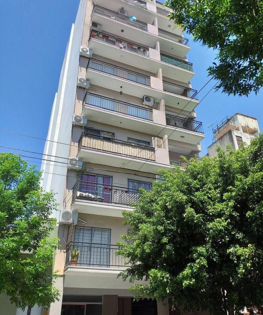 Foto de Venta | Monte Castro | Gran Monoambiente divido | Lascano al 5000, imagen 1