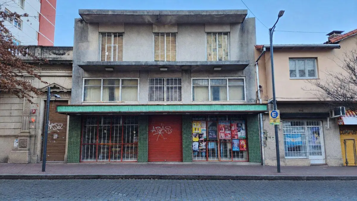 VICTORIA SANTAMARINA 1380 -VENTA DE EDIFICIO LOCAL 3