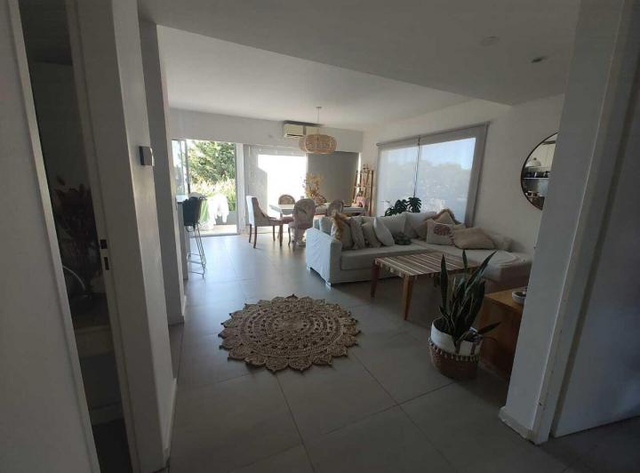 Departamento Dúplex  en Alquiler en Beccar Central, Beccar, San Isidro 2