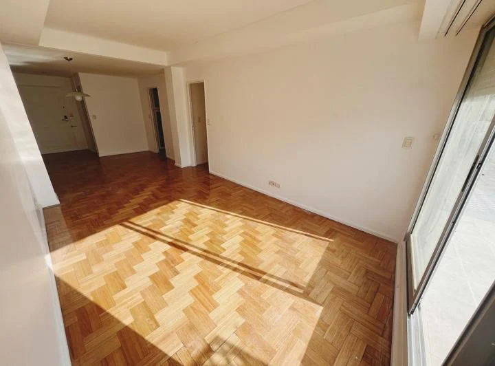 Departamento en Alquiler con Balcón Terraza 3
