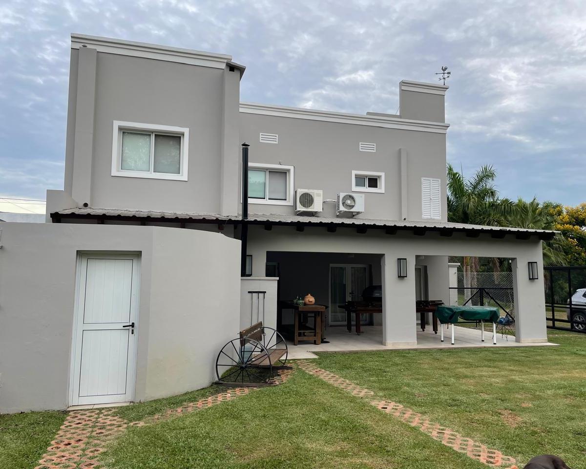 Casa Barrio Rio Manso 4