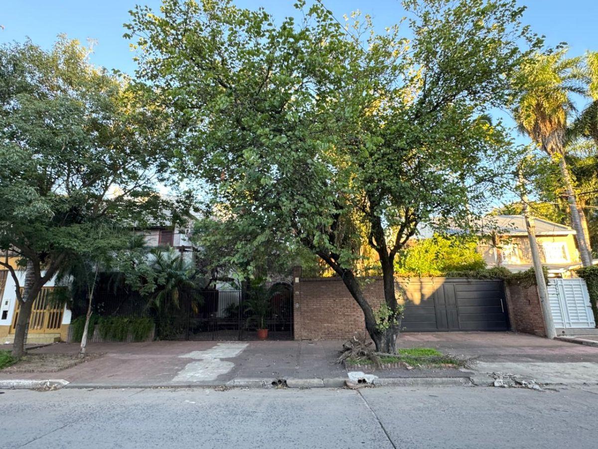 Casa en zona super residencial