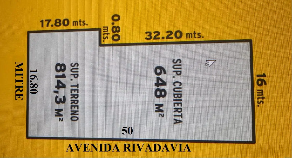 OPORTUNIDAD INVERSORES ! GRAN ESQUINA SOBRE AVENIDA 8