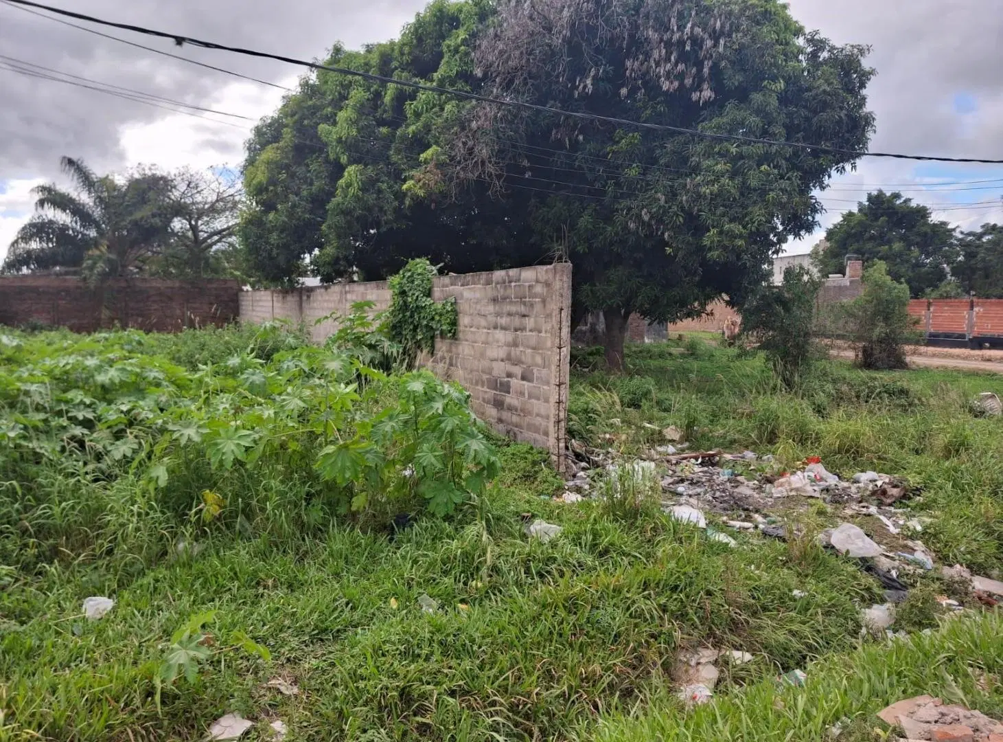 OPORTUNIDAD DE INVERSION DOS TERRENOS CONTIGUOS A 400 METROS DE AVENIDA SARMIENTO 5