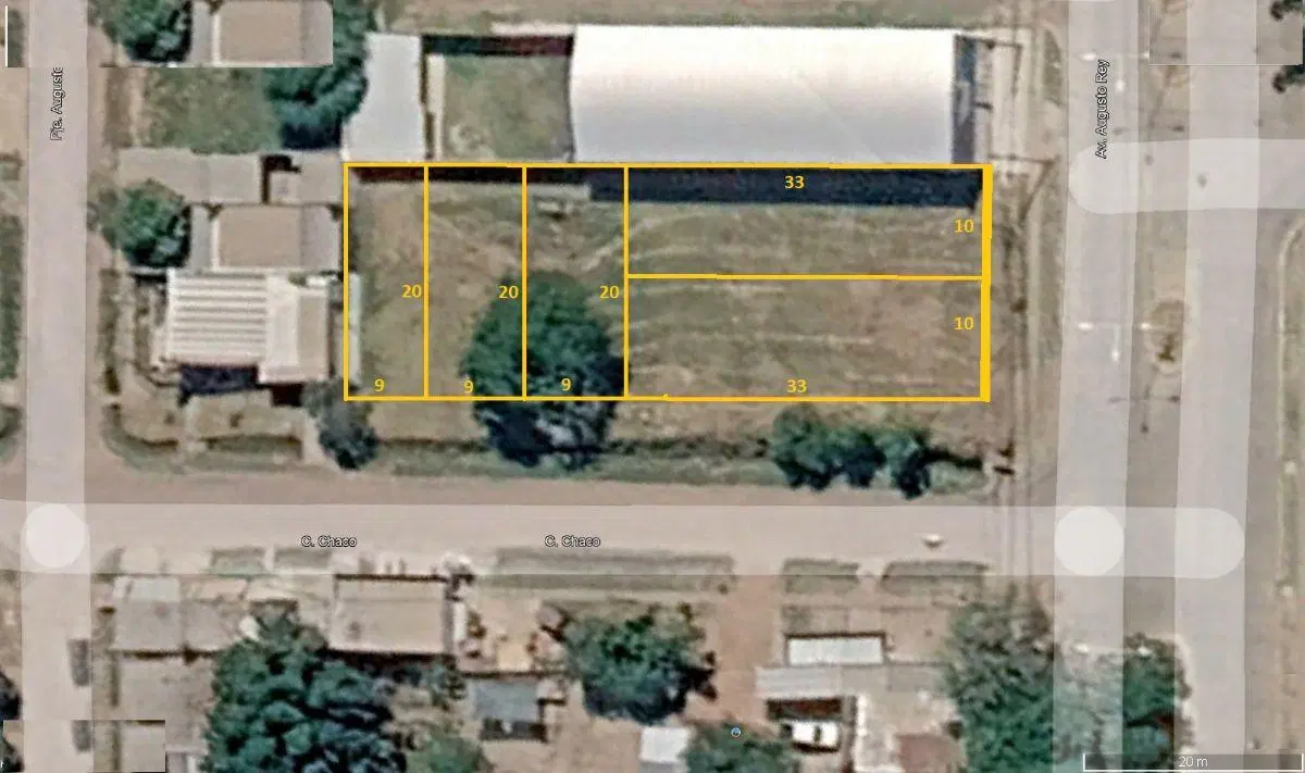 Terreno sobre Avenida Augusto Rey frente a la cancha de Fontana 5