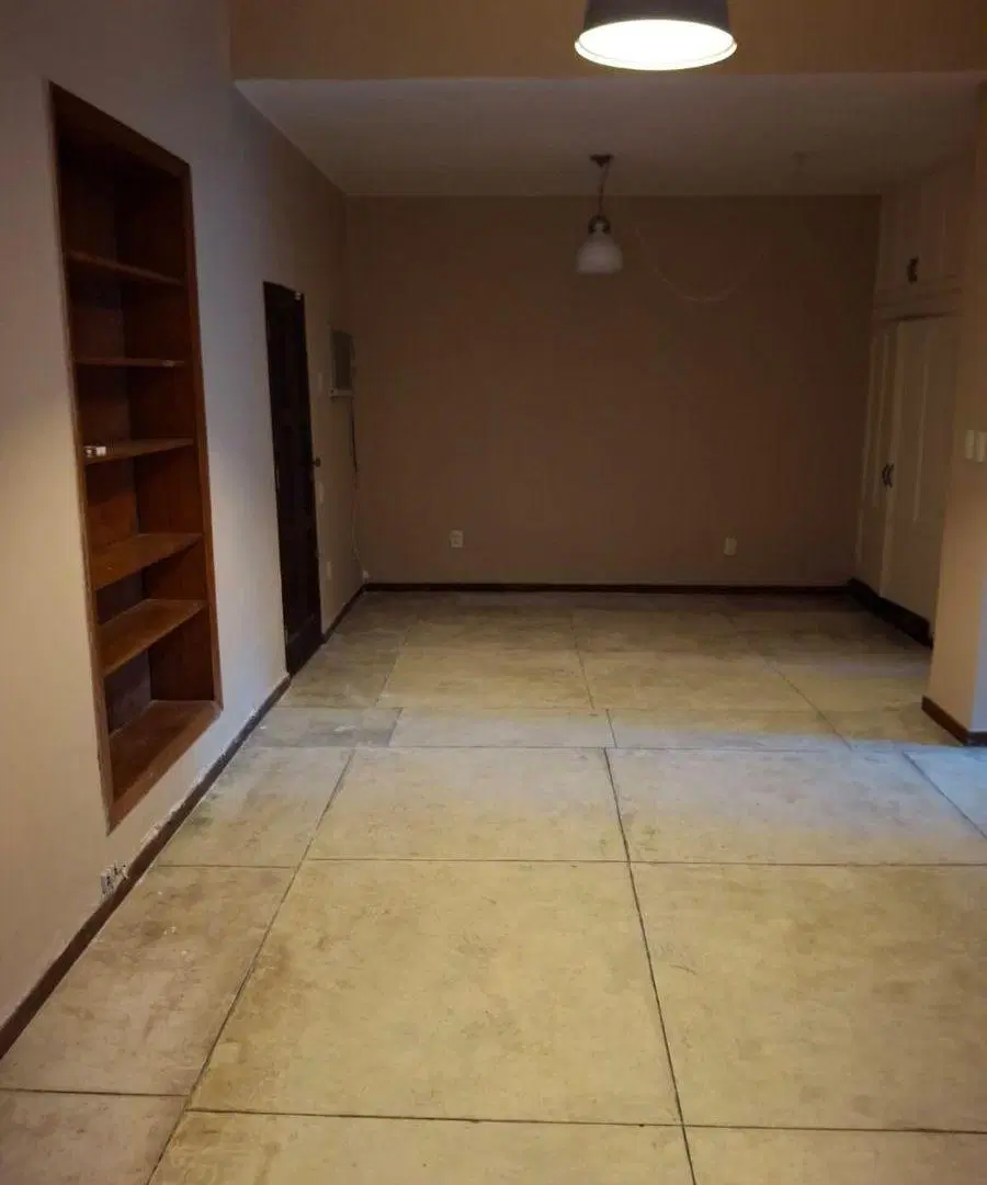 EXCLUSIVA CASA EN PLENO MICROCENTRO DE LA CIUDAD, TERRENO 12 X 40 5