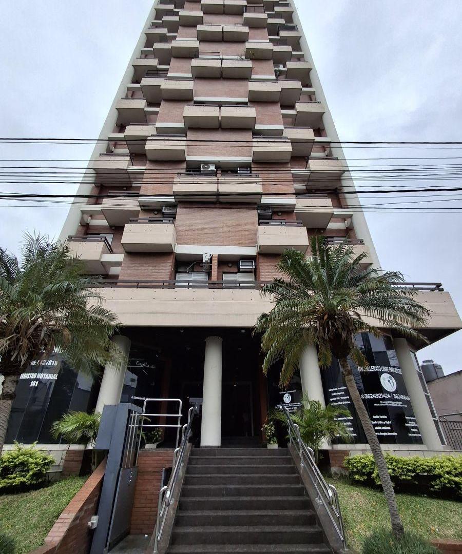Foto de EXCELENTE DEPARTAMENTO DE 2 DORMITORIOS SOBRE AVENIDA SARMIENTO - EN, imagen 1