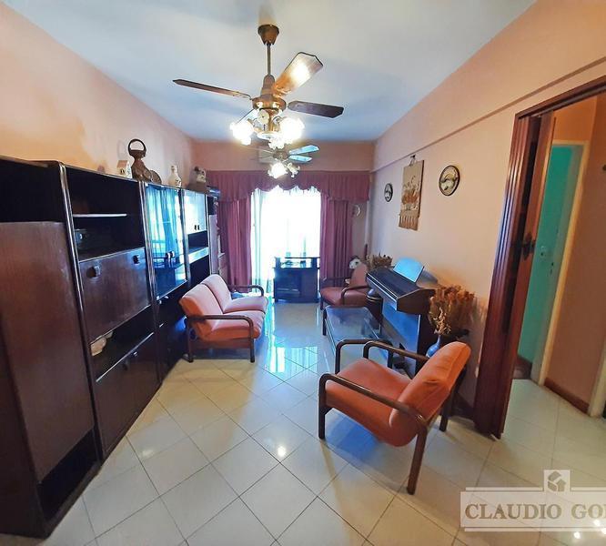 Departamento 3 Amb C/balcón Al Frente - Moron 3