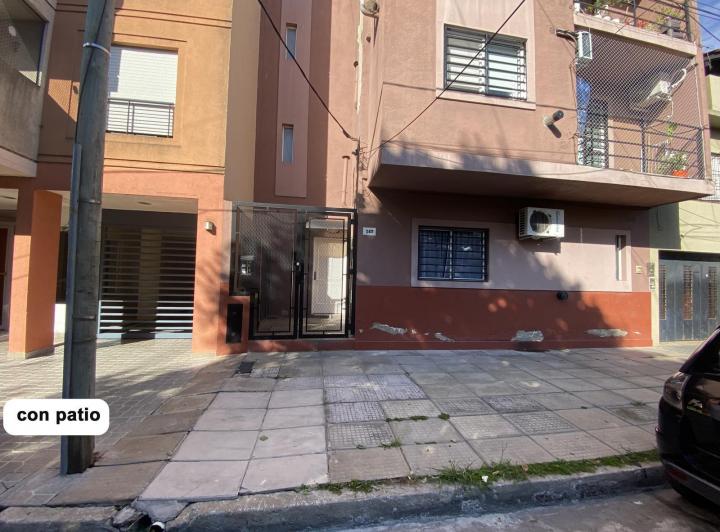 Departamento mono ambientes c/patio - Morón 2
