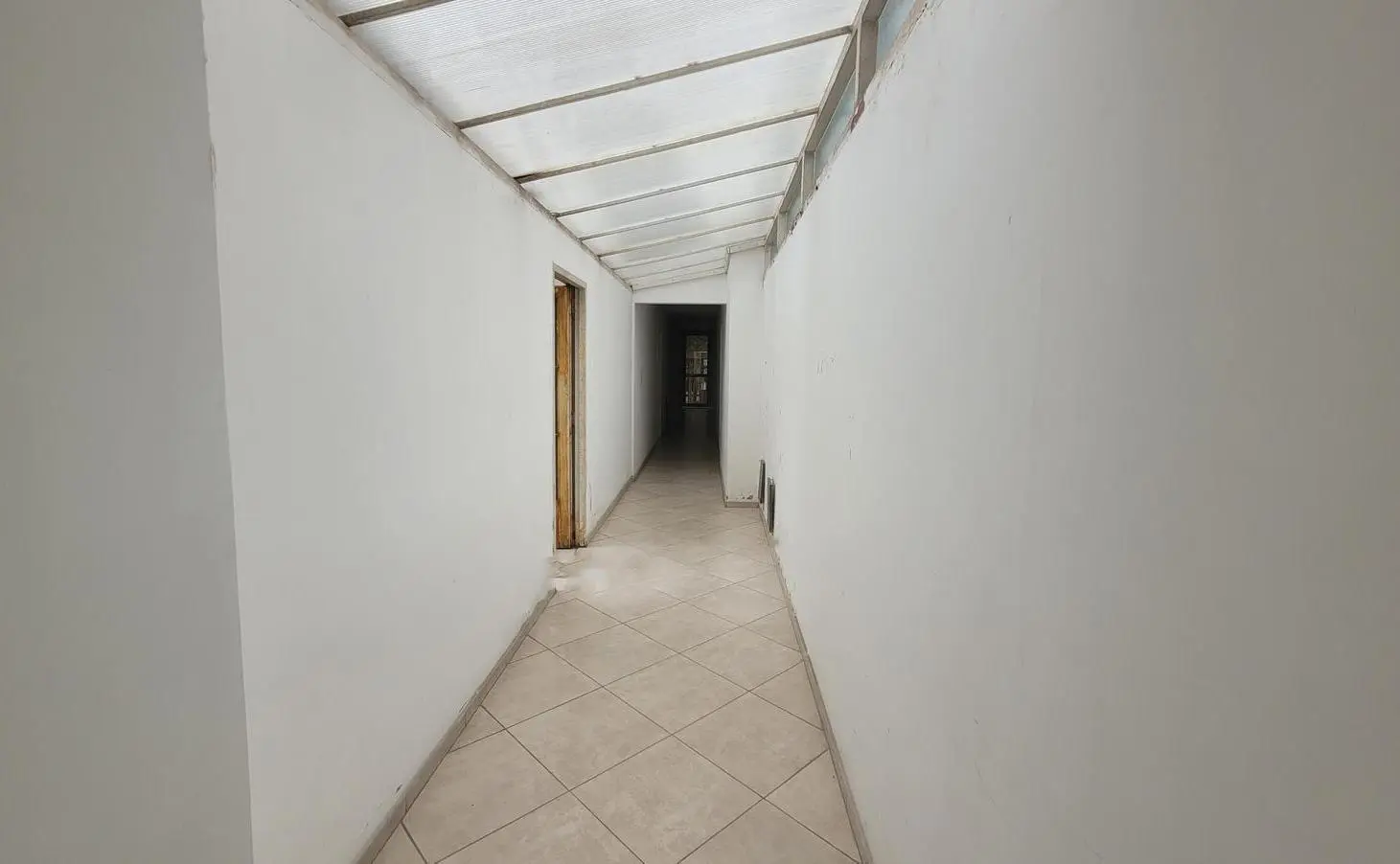 Departamento monoambiente - Morón 4