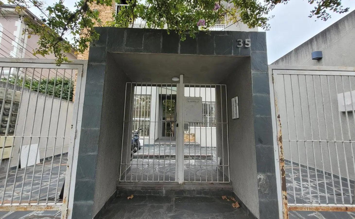 Departamento monoambiente - Morón 2