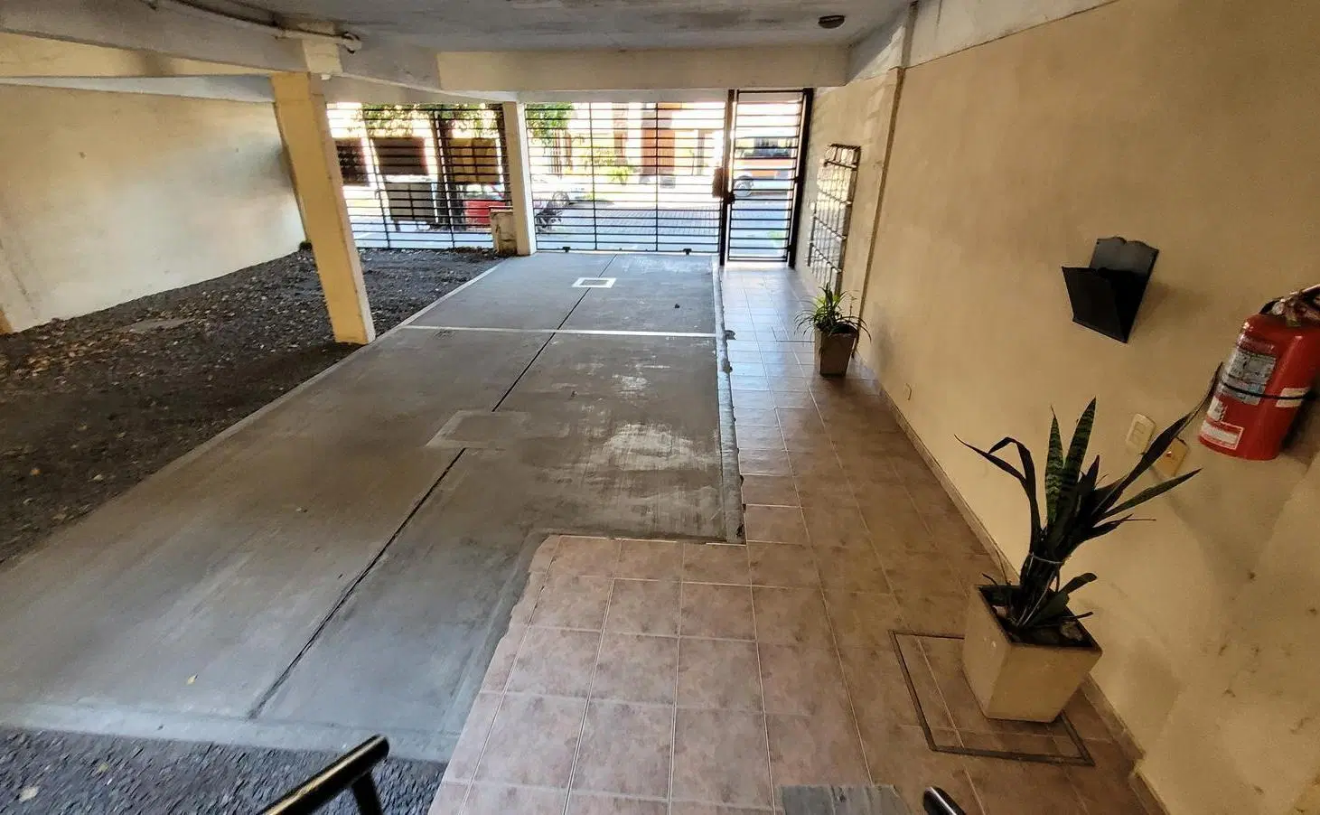Departamento Mono ambiente - Morón 1