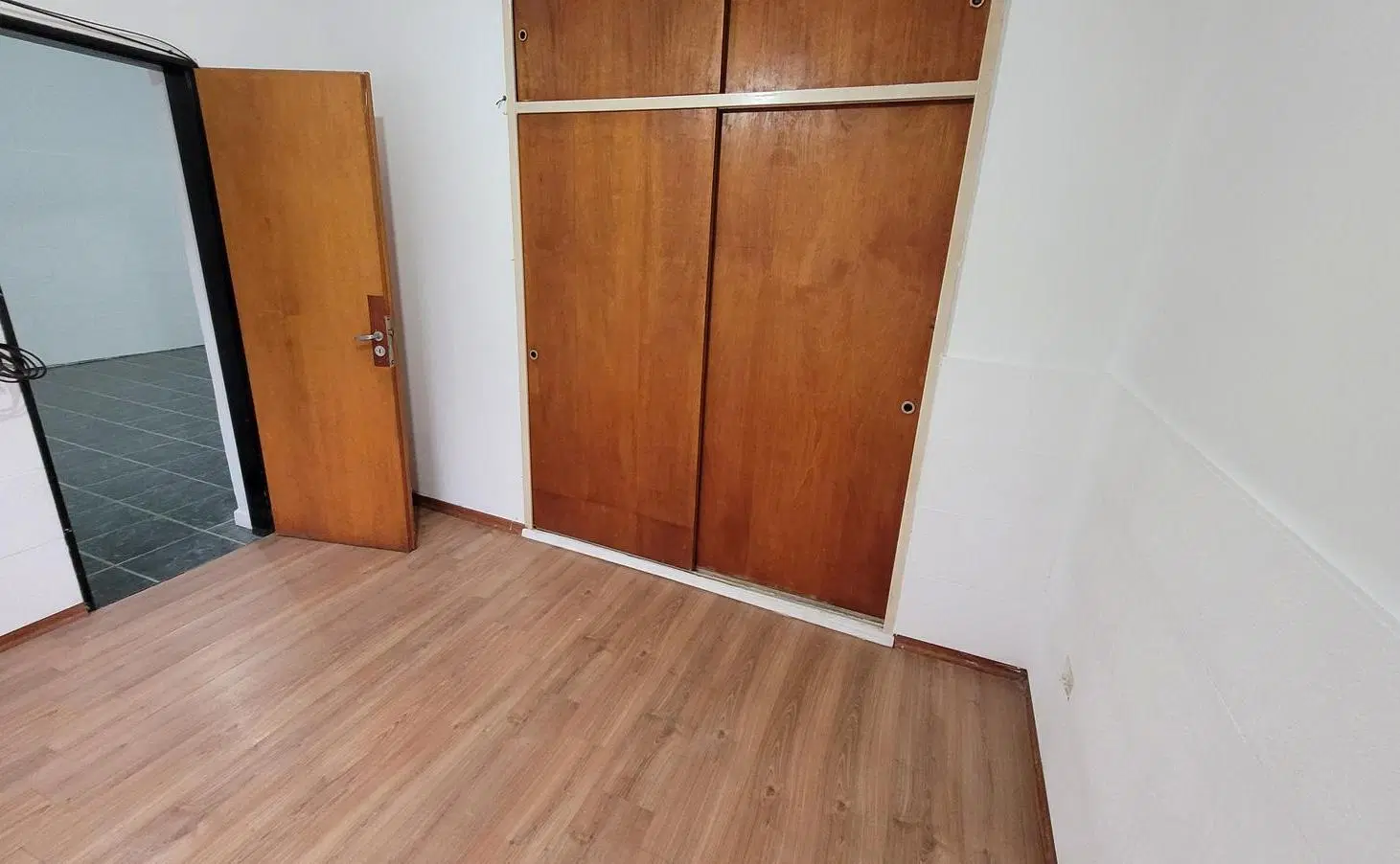Departamento dos ambientes en planta baja - Castelar 5