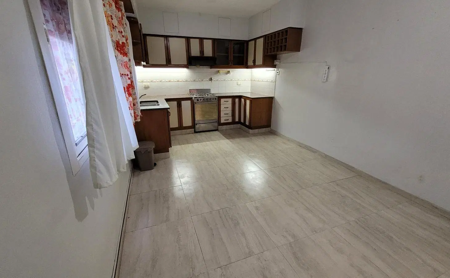 Casa con dos dormitorios - Morón 3