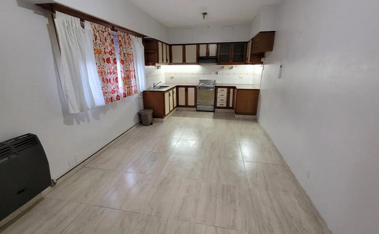 Casa con dos dormitorios - Morón 4