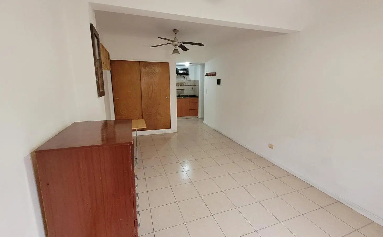 Departamento monoambiente - Morón 5