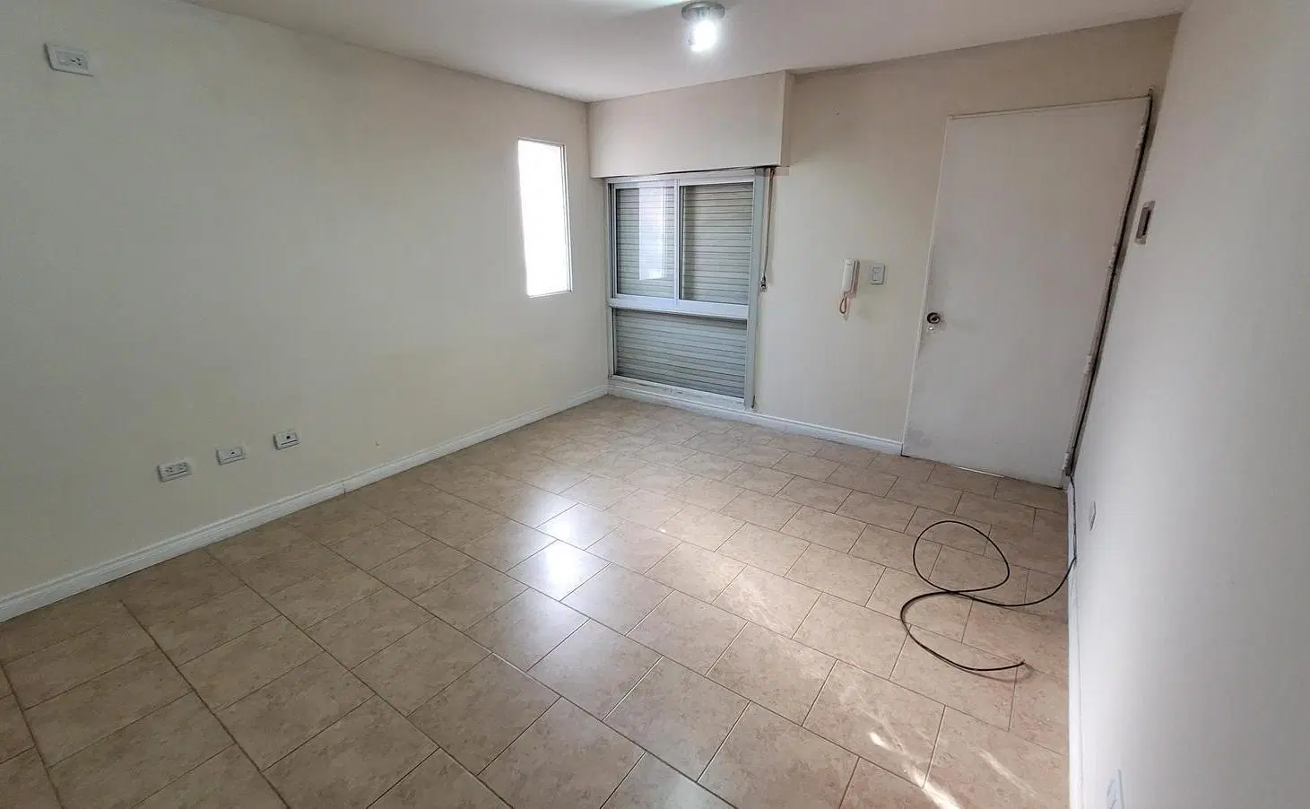 Departamento monoambiente - Morón 2