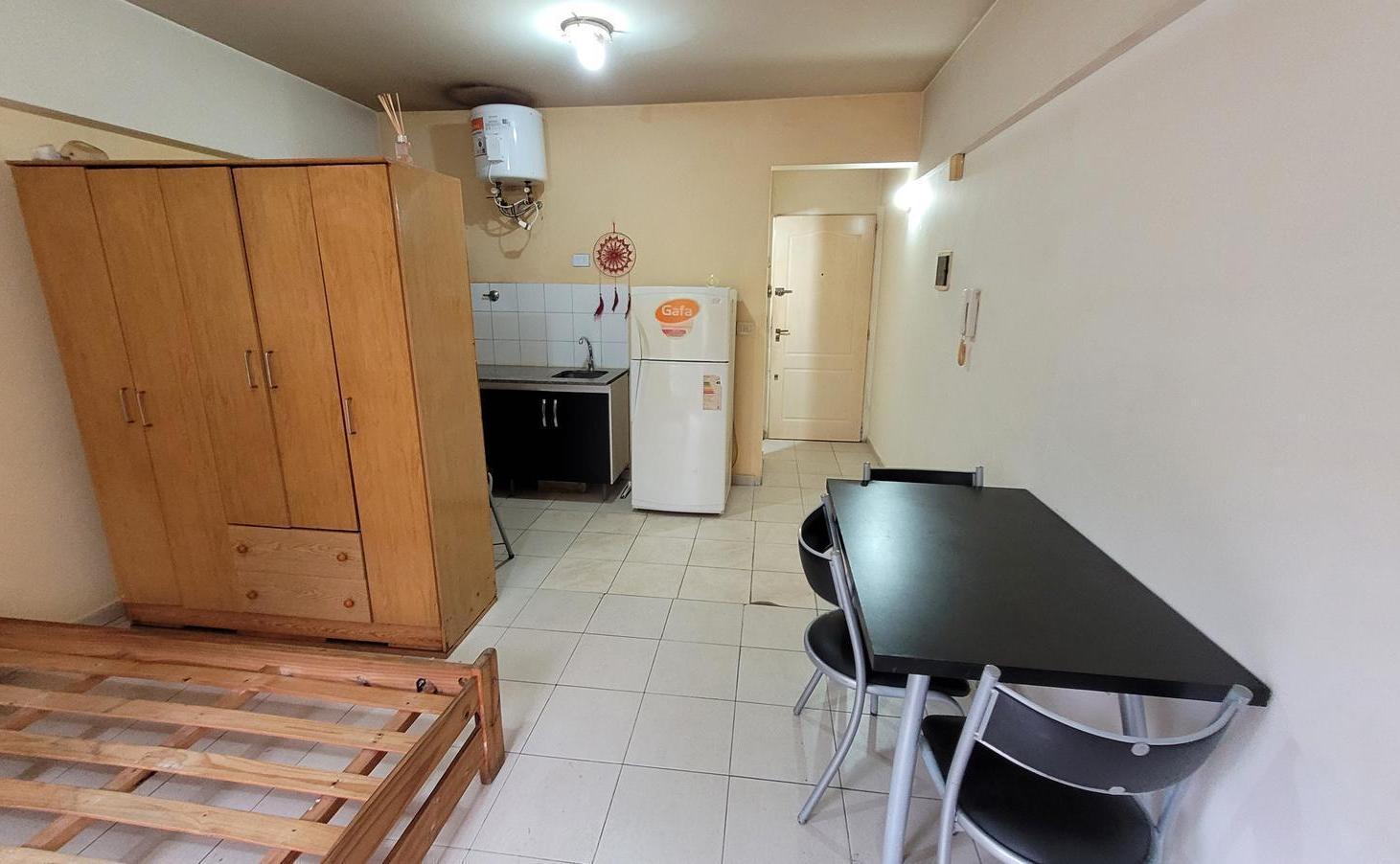 Foto de Departamento Monoambiente Amueblado en Alquiler en Morón Norte a 4, imagen 3