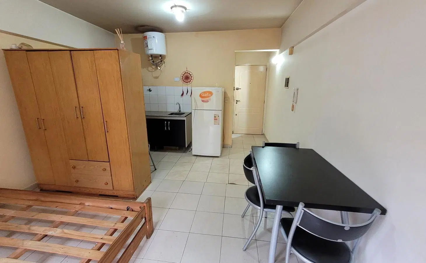 Departamento monoambiente amueblado - Morón 3