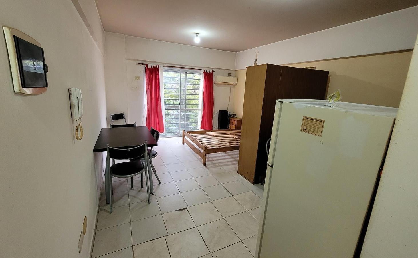 Departamento monoambiente amueblado - Morón