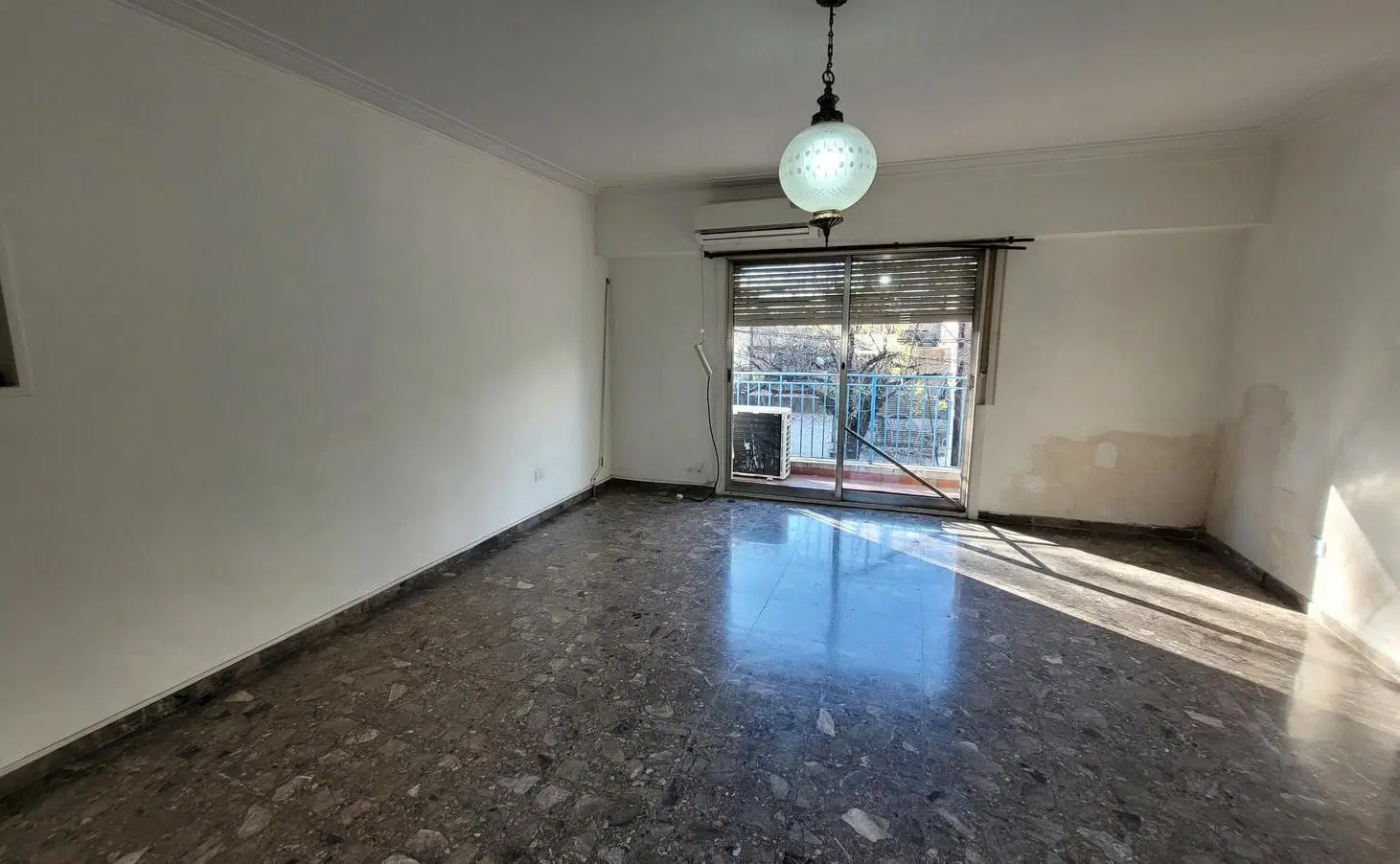 Departamento 4 ambientes - Morón 3