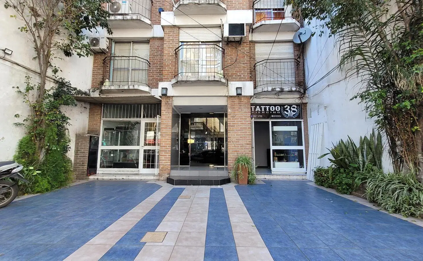 Departamento dos ambientes - Morón 1