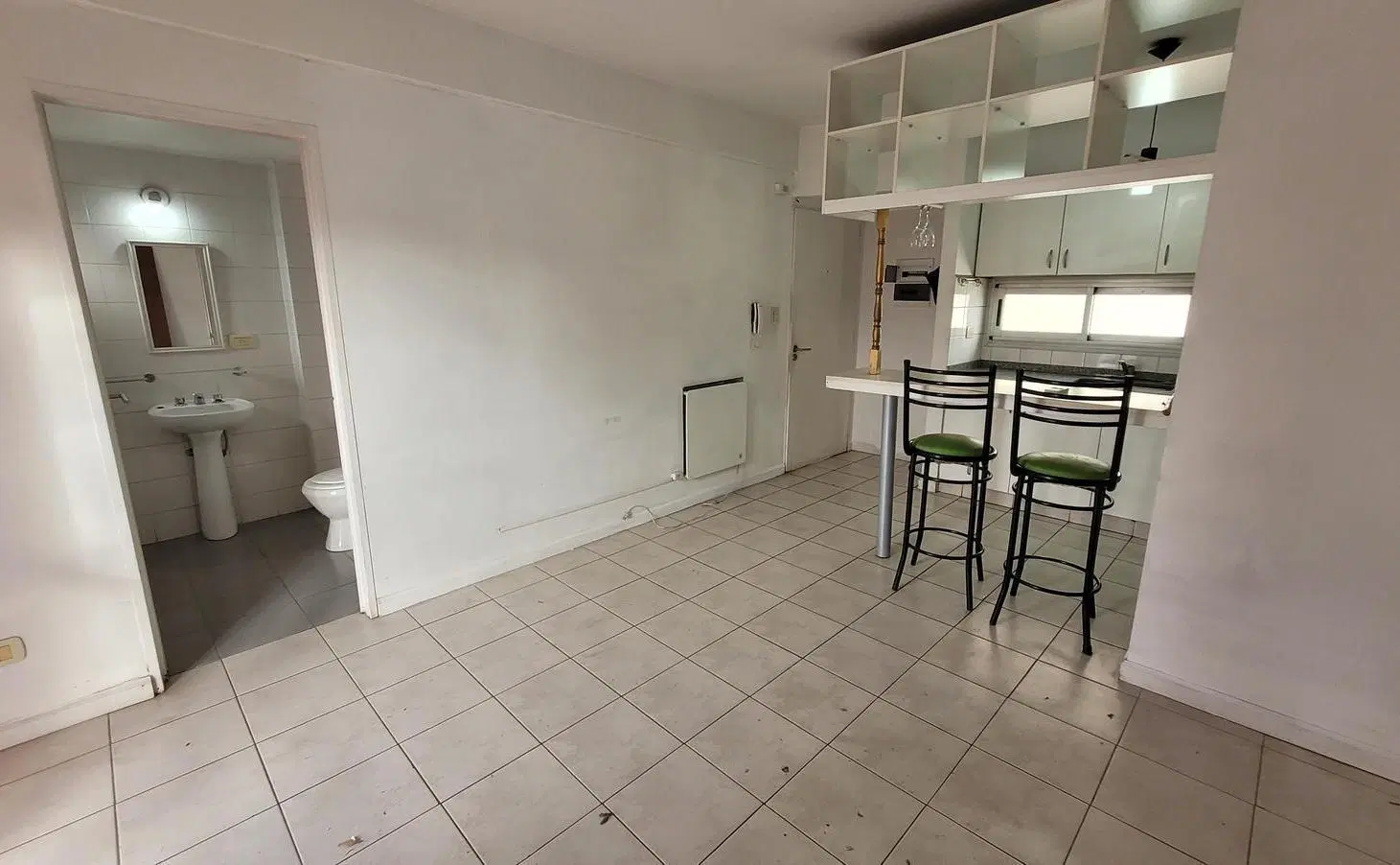 Departamento monoambiente - Morón 8