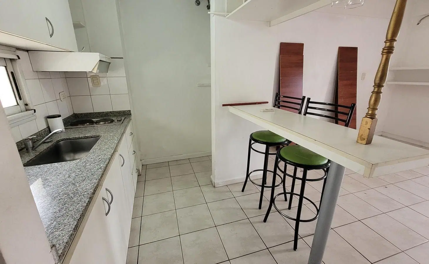 Departamento monoambiente - Morón 4