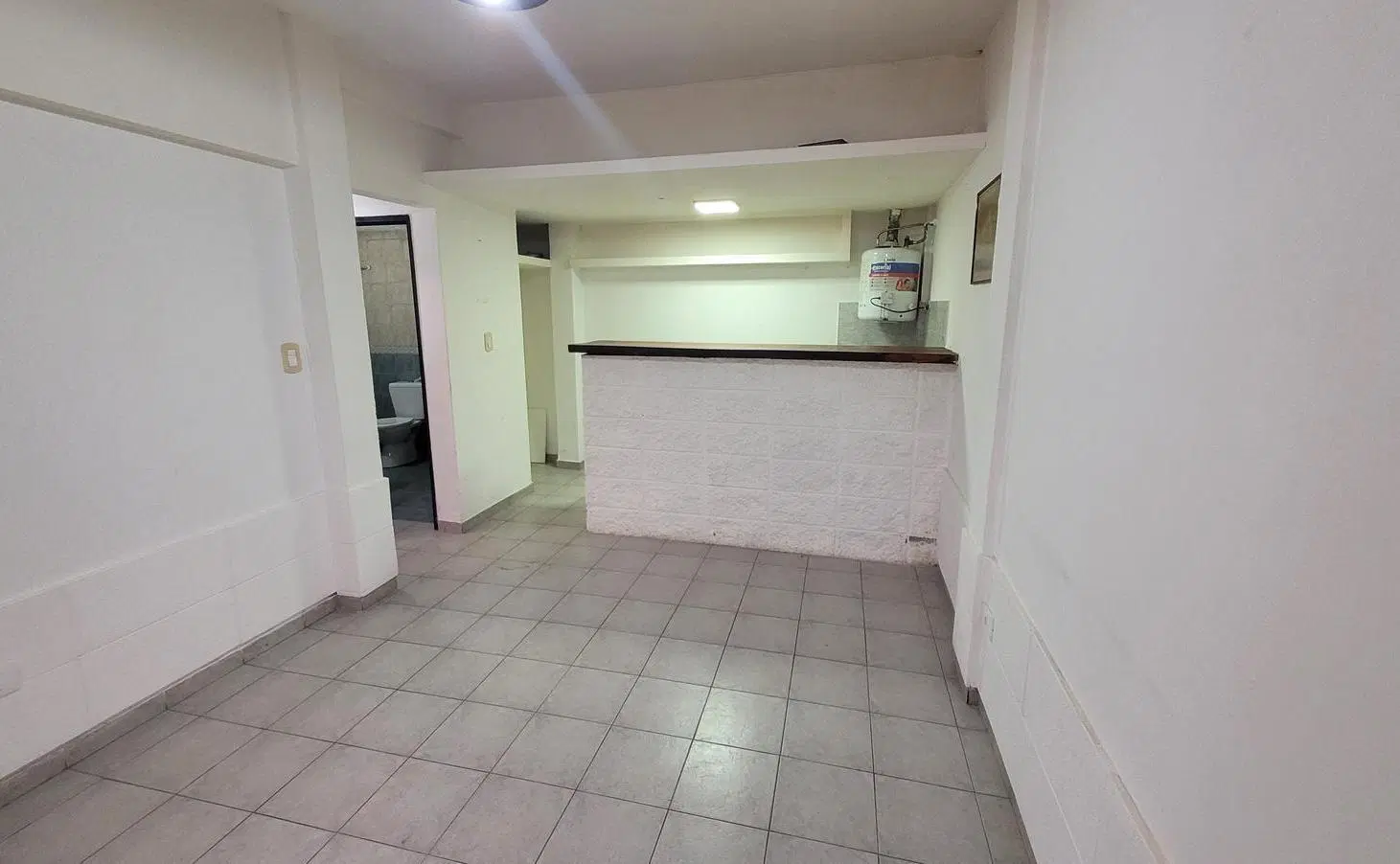 Departamento dos ambientes - Morón 8